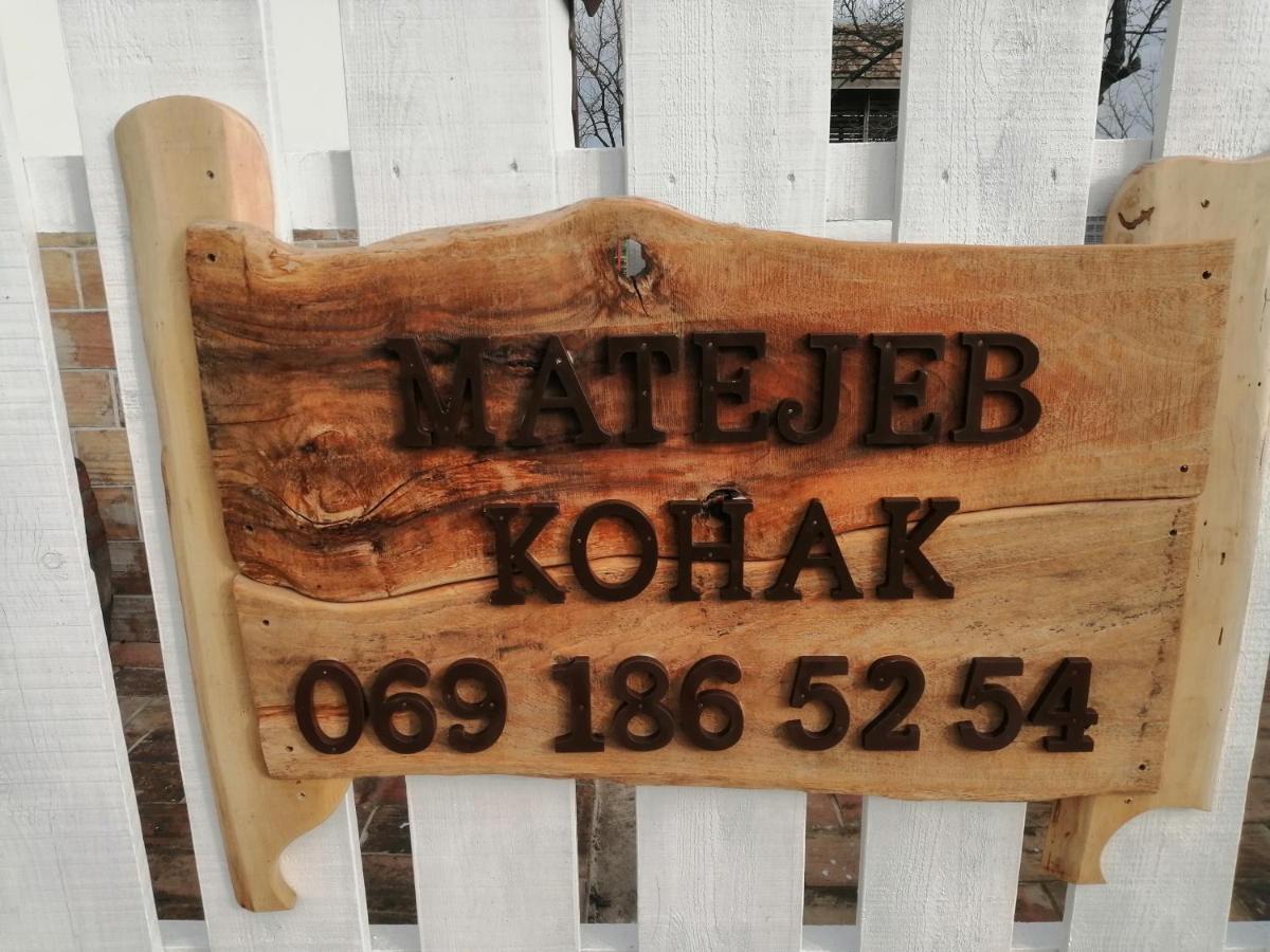 Matejev Konak Susara Luaran gambar